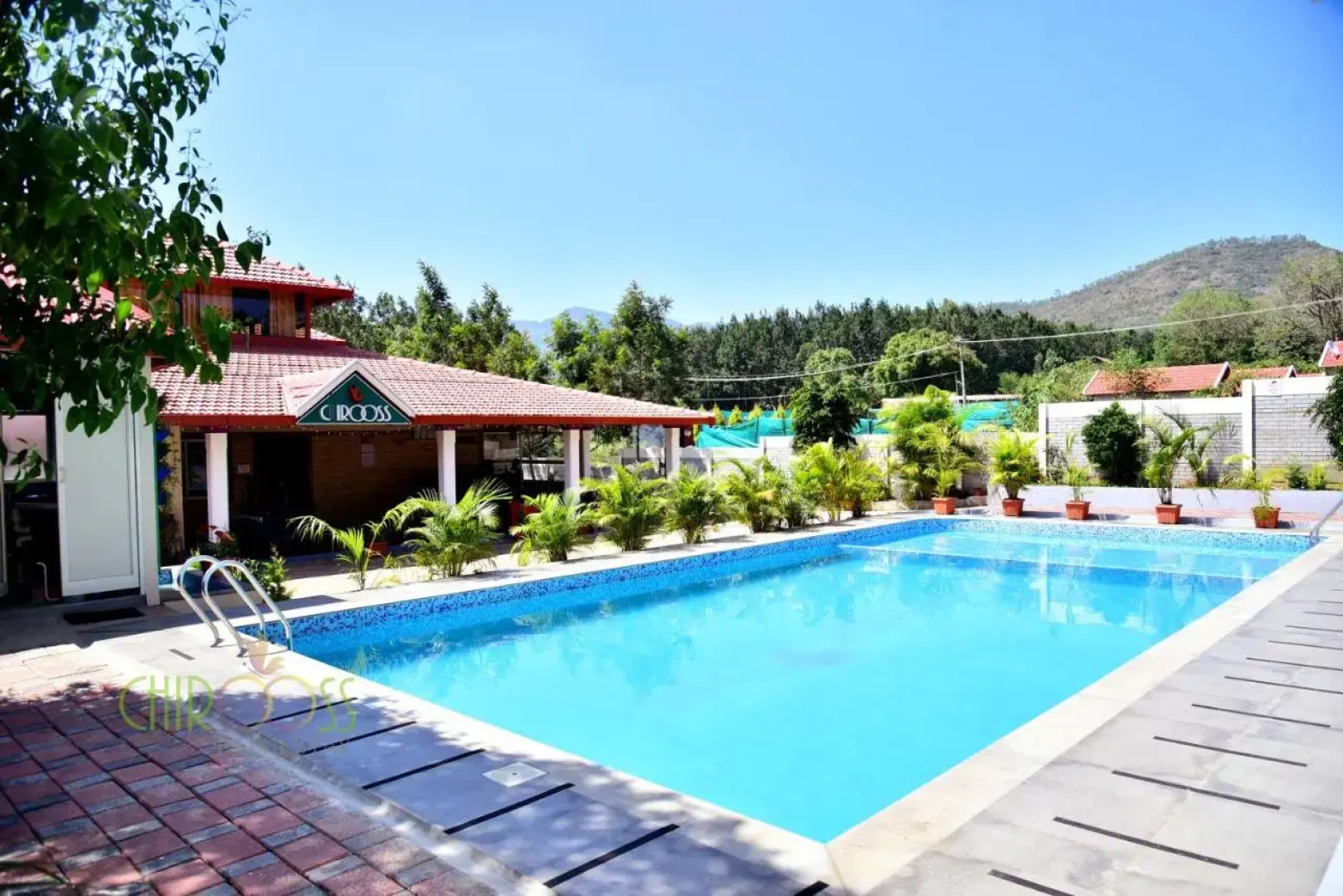 Chirooss Resort
