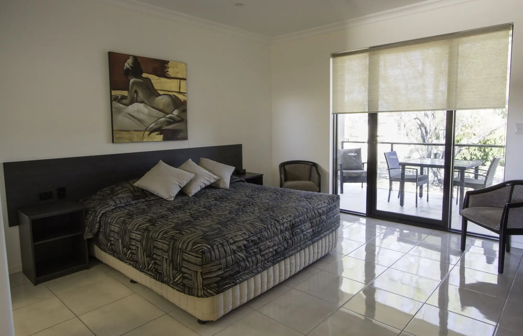 Western Gateway Motel and Apartments