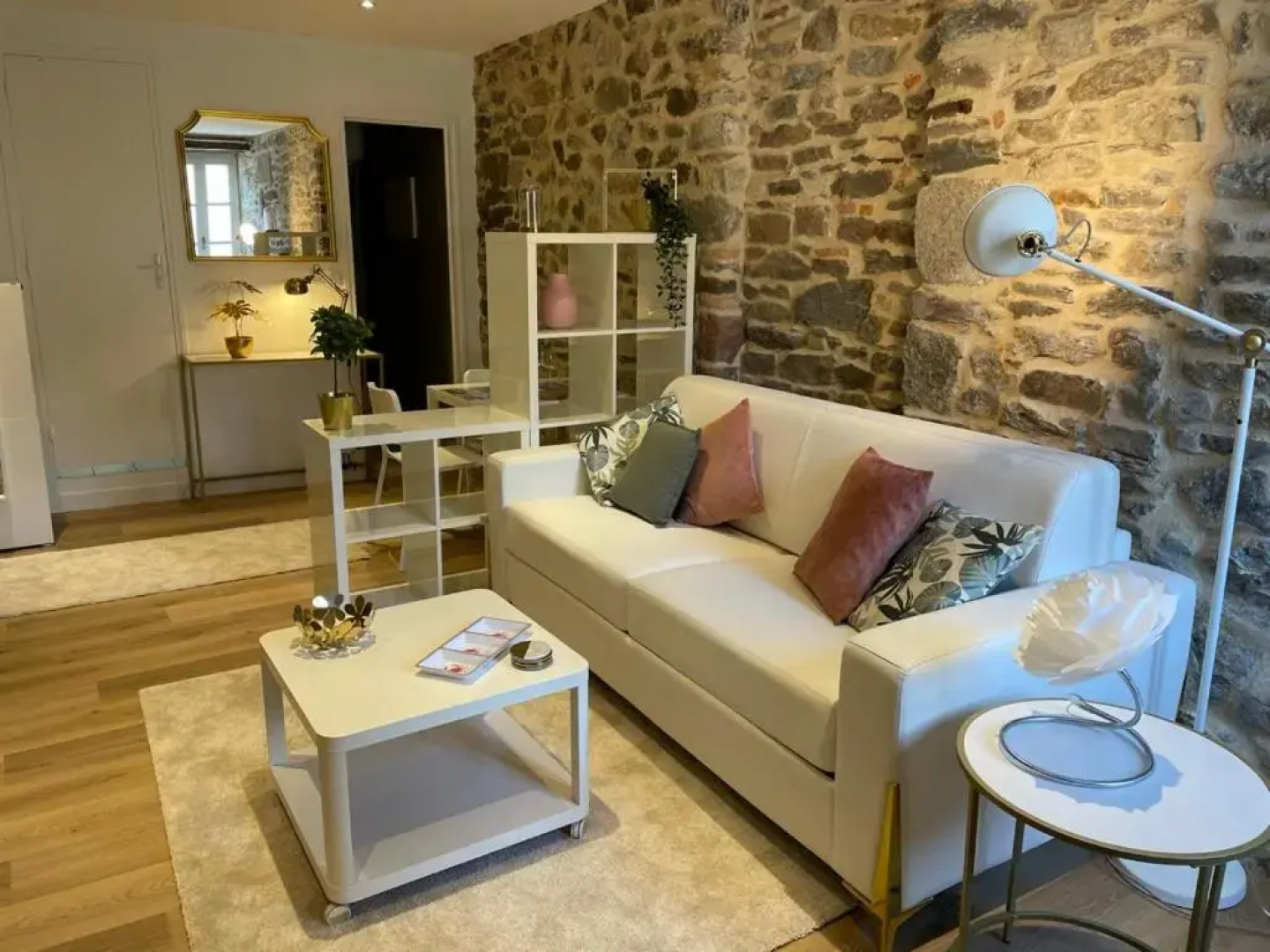 Studio Hypercentre a 1 Mn Plage Et Des Ports