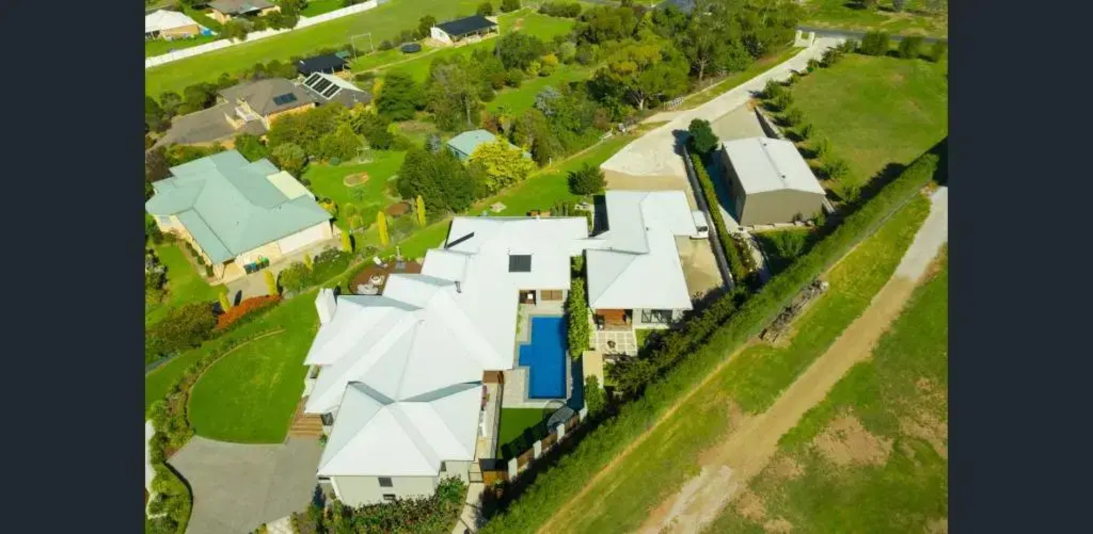 Red Lotus Guesthouse