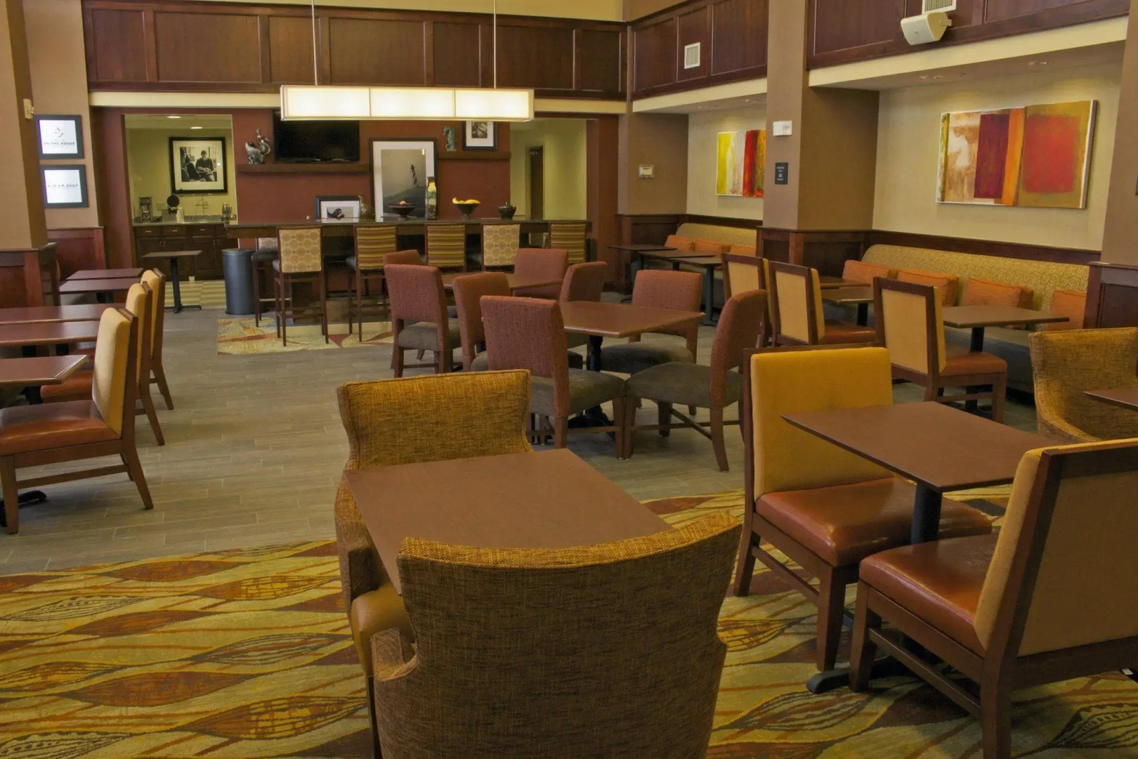 Hampton Inn & Suites Norfolk-Airport
