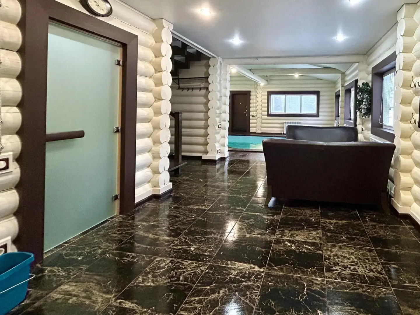 Дом с баней и теплым бассейном ECOLIFE&STYLE (ЭКОЛАЙФЭНДСТАЙЛ)