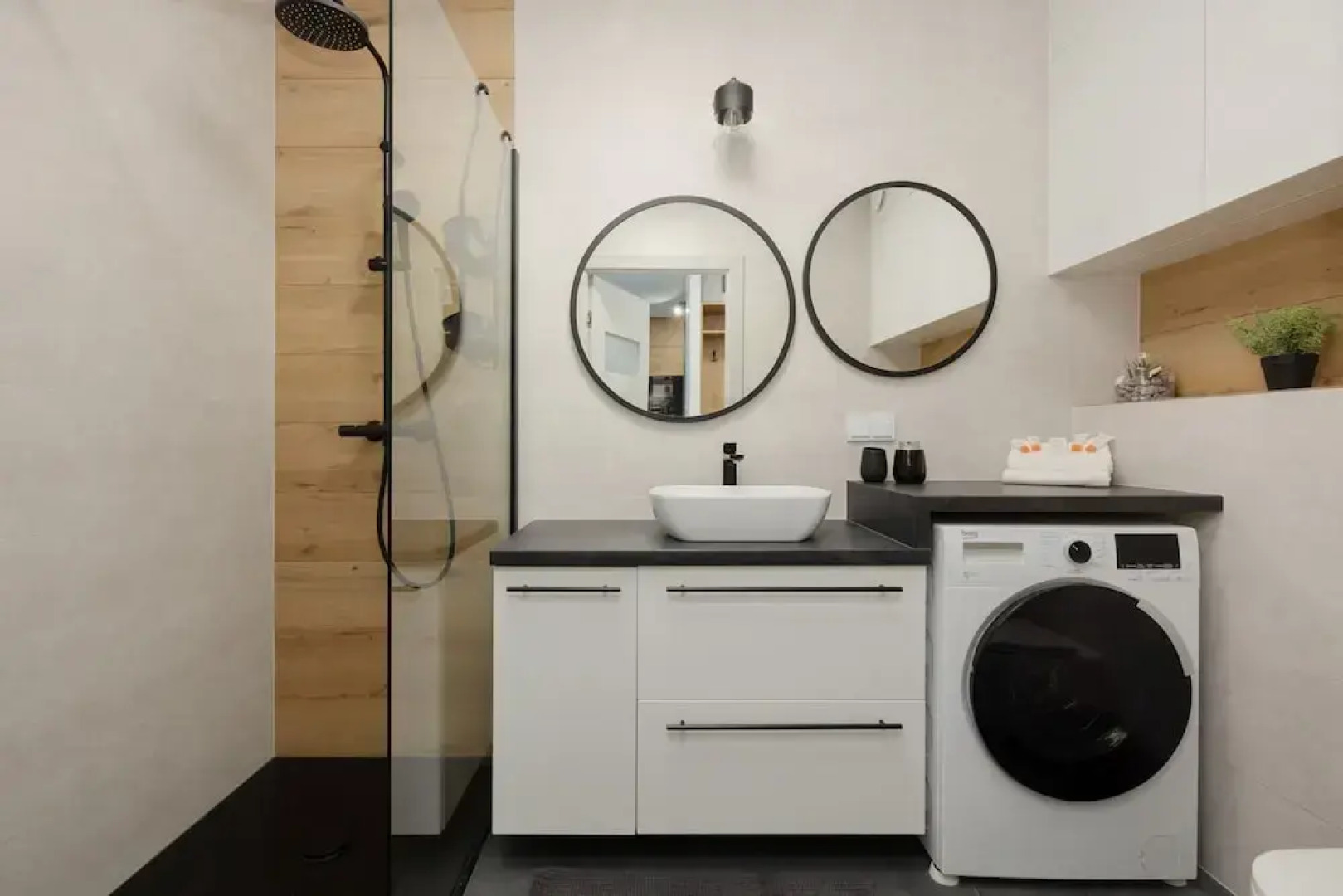 Pet-friendly Spadochroniarzy by Renters