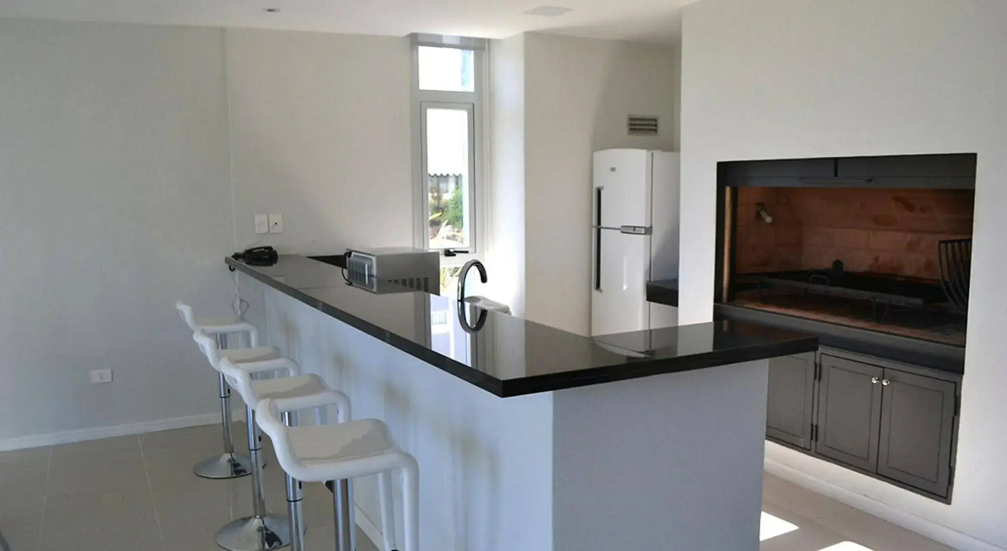 Arenas del Mar Apartments