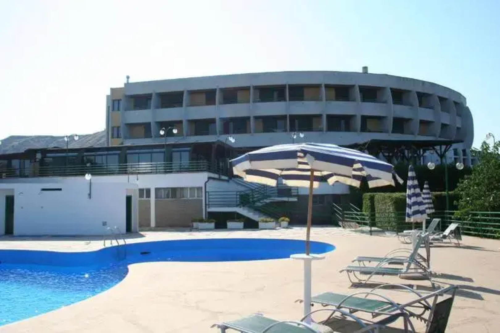 Costa Tiziana Resort