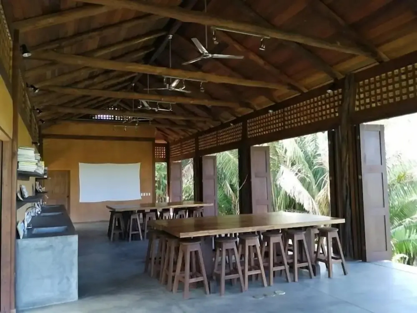 Cirenas Lodge and Regeneration Hub