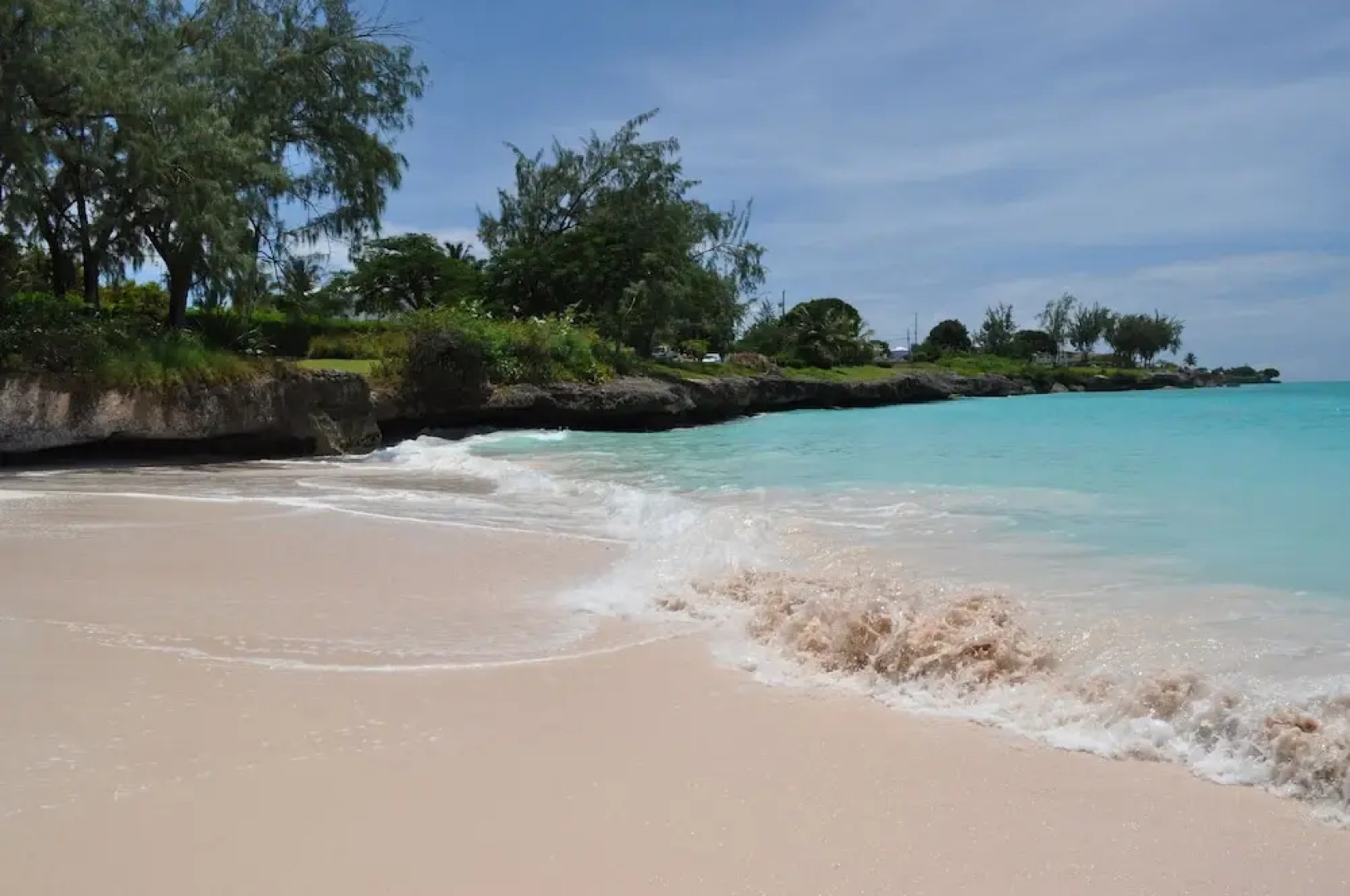 Yellow Bird Apartment