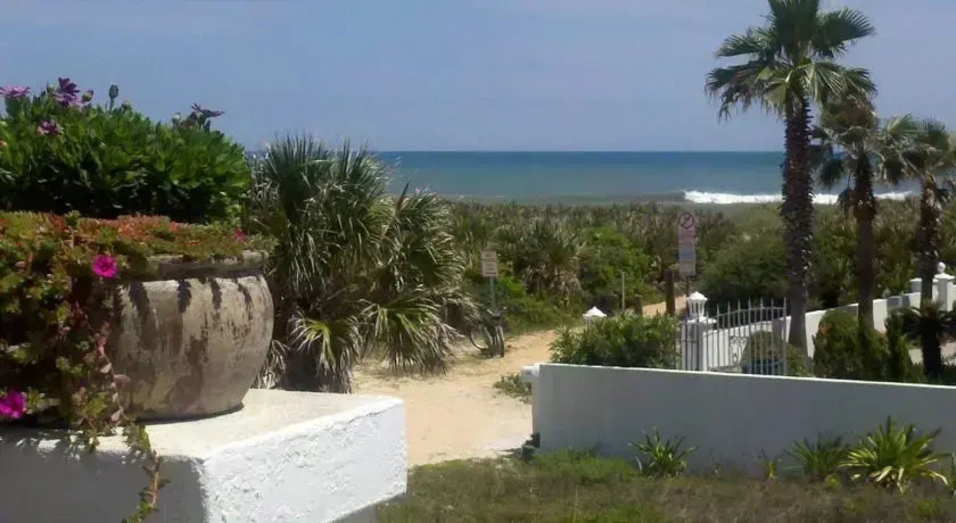 Coastal Cottage by Vacation Rental Pros