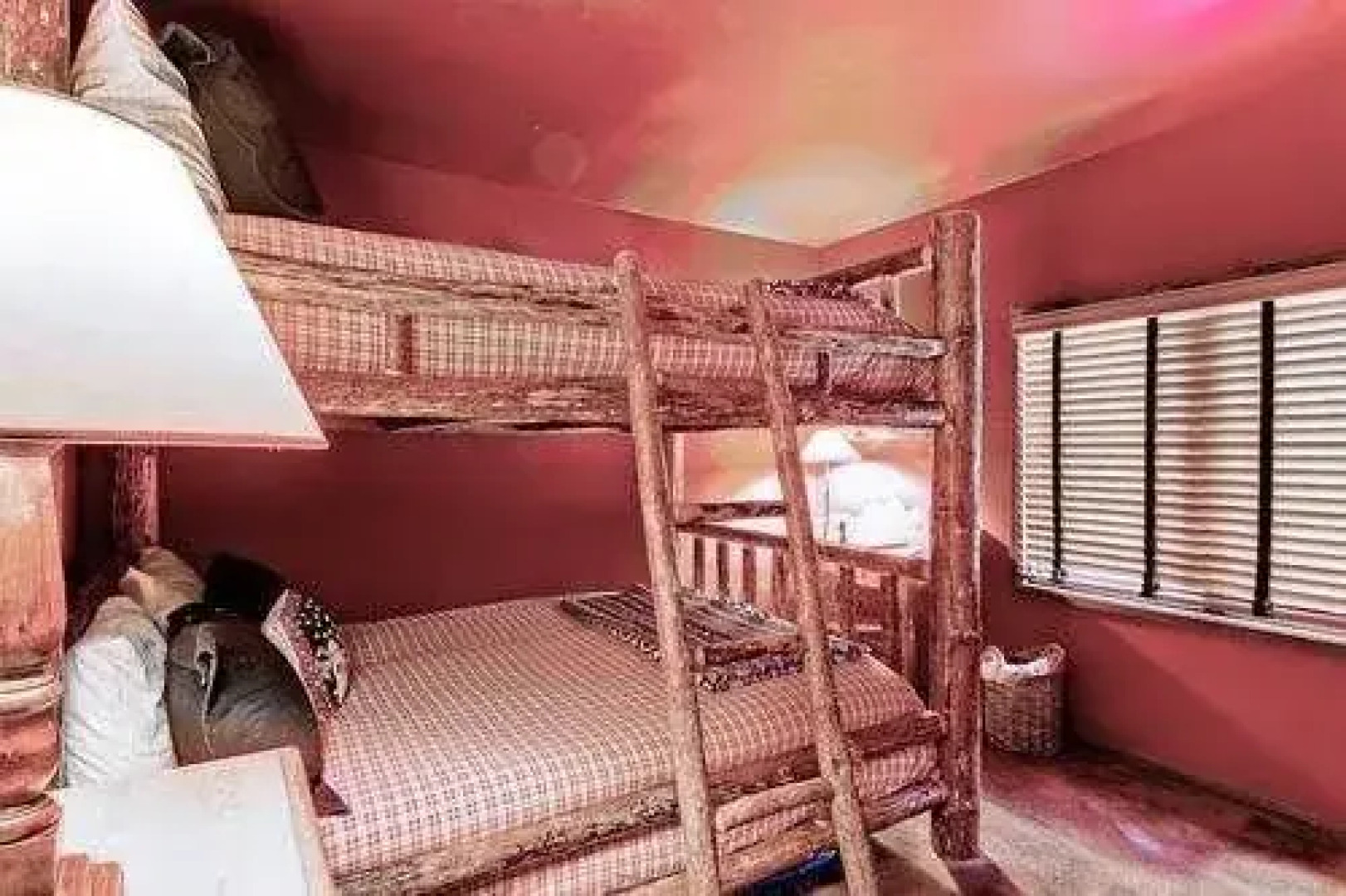 Summit Condominiums in Elkhorn by Alpine Lodging