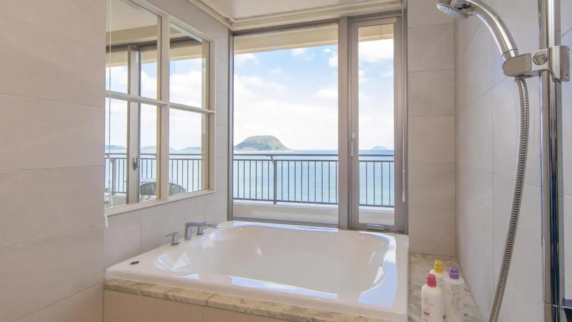 Karatsu Seaside Hotel