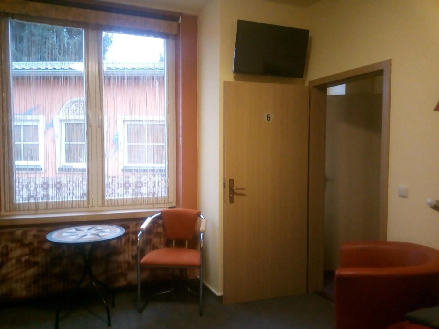 1 Ferienwohnung & 6 Gästezimmer