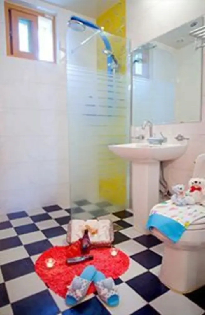 White Propose Pension