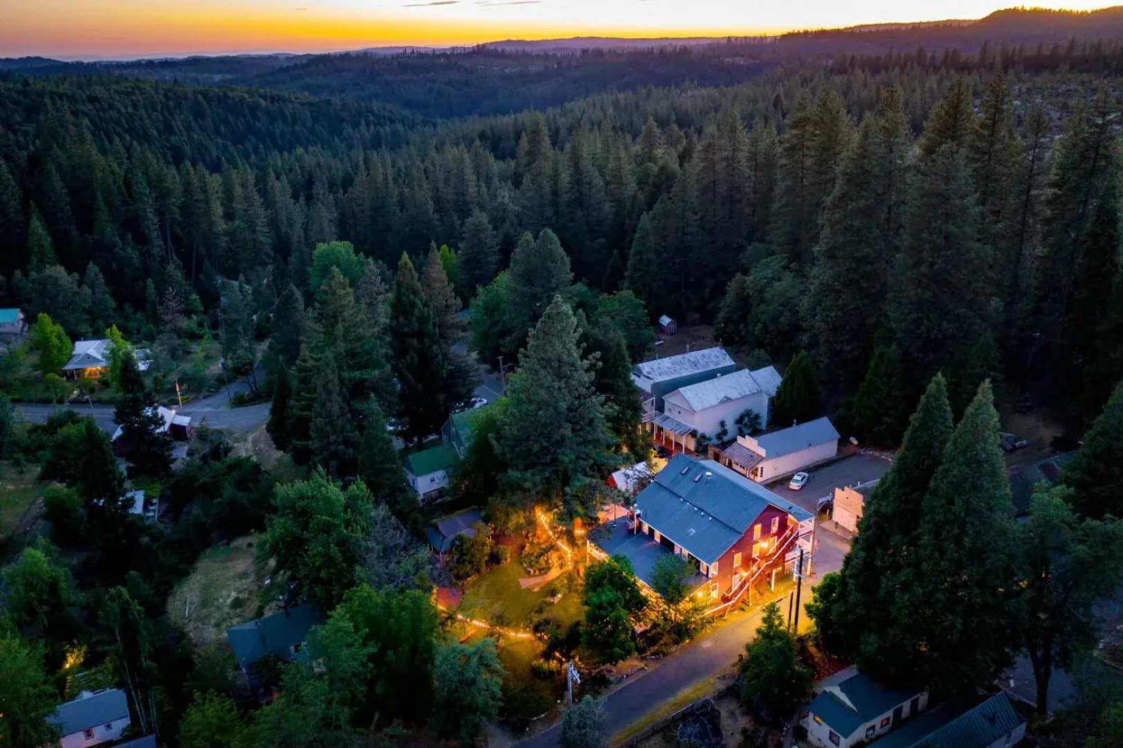 The Dutch Flat Hotel