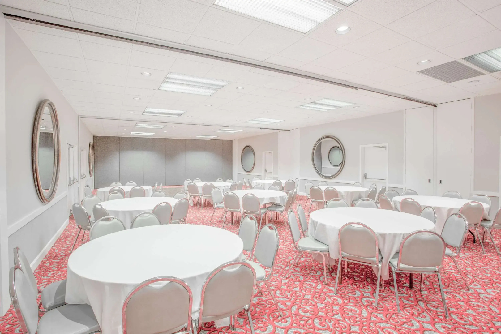 Red Roof Inn & Suites Marysville