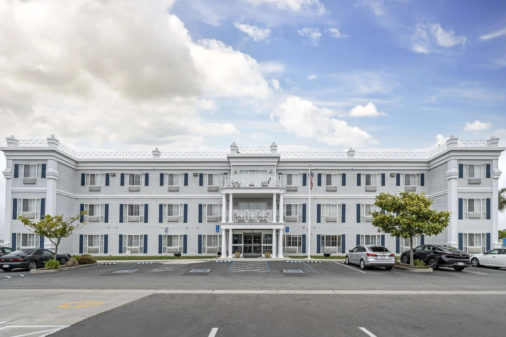 Best Western Salinas Monterey Hotel