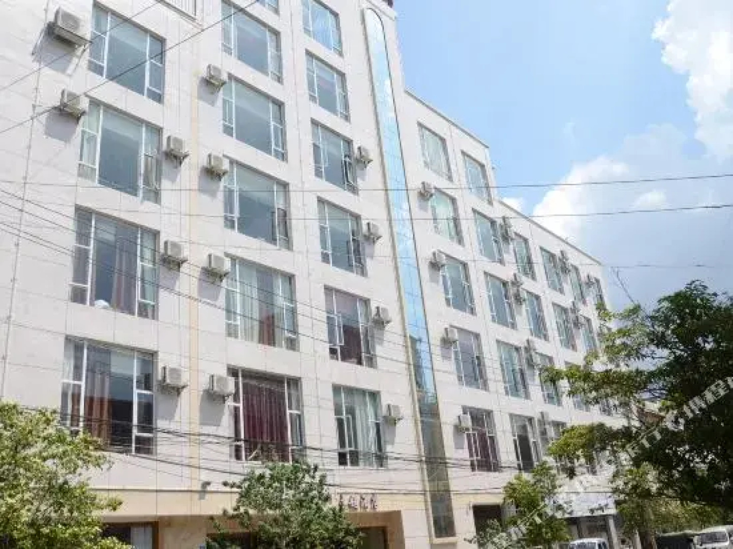 Yunshang Yinxiang Theme Hotel