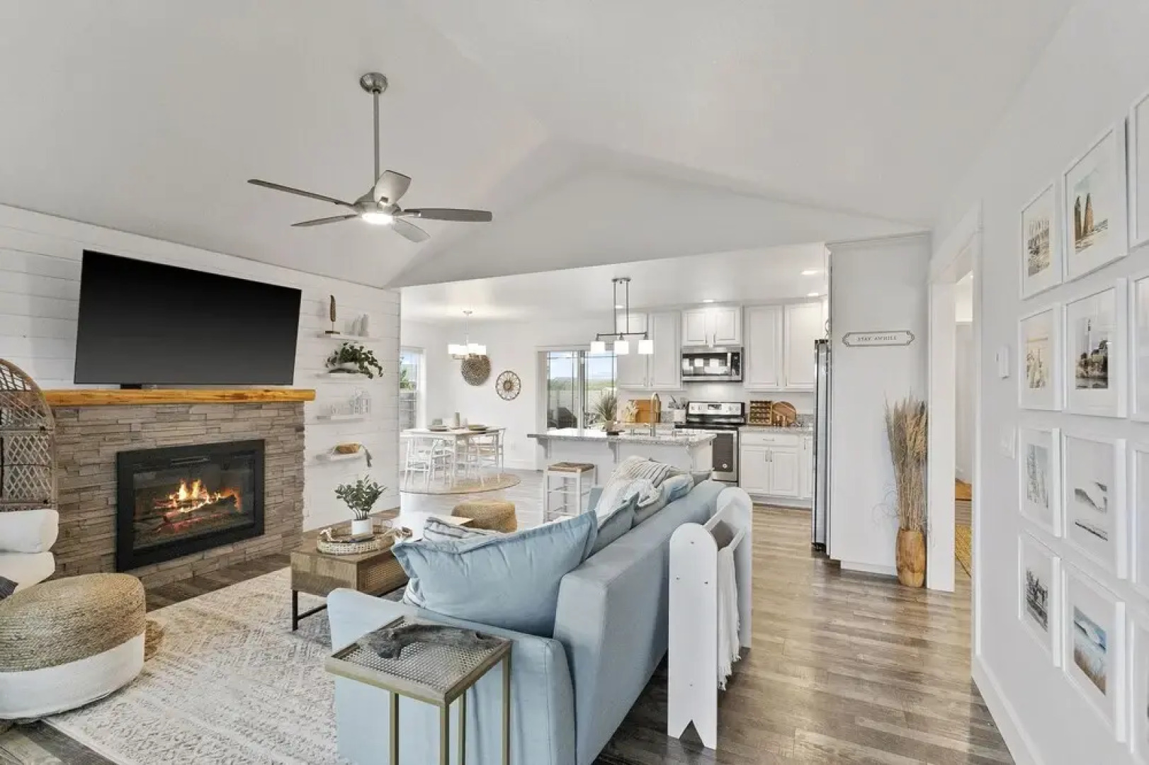 Beach Walk Cozy Cabin - Short walk to beach