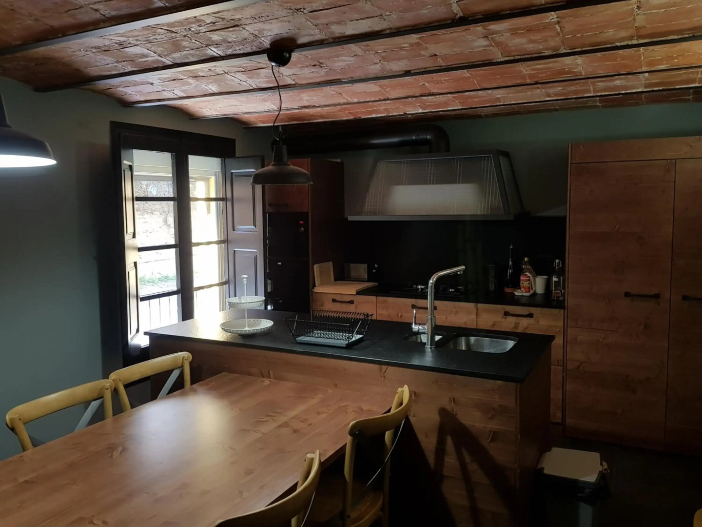 Amaroq Explorers BaseCamp