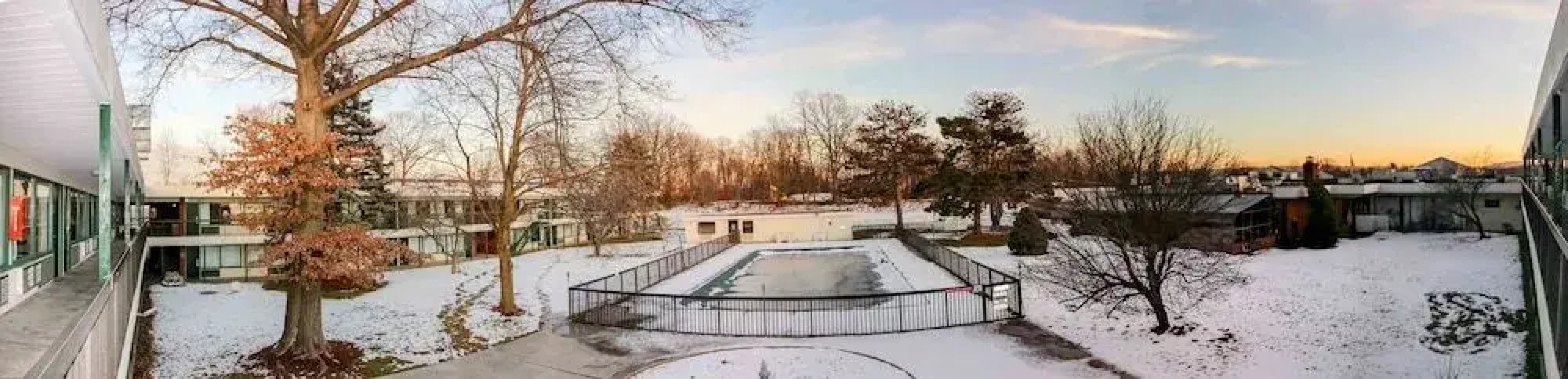Hudson Valley Hotel And Conference Center