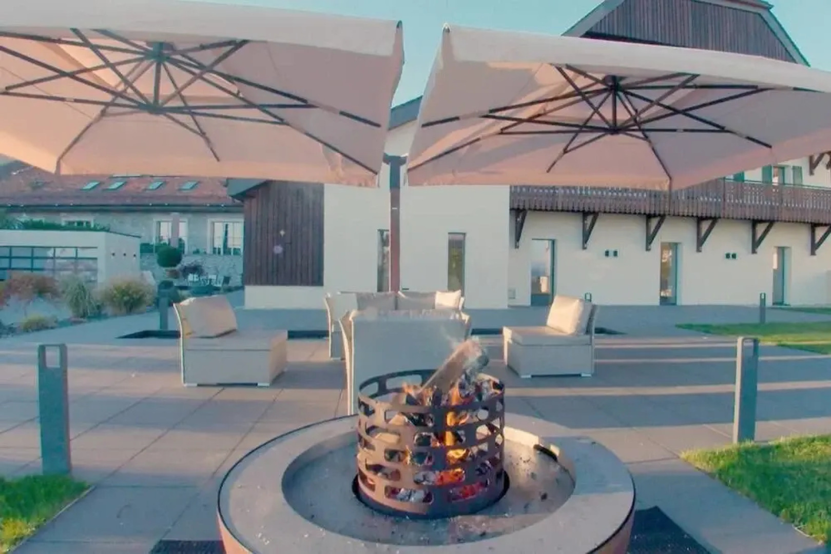 6BD Famous Luxury Design Awarded Villa