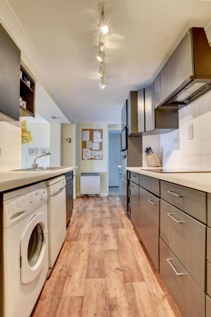 Flat 8 Clifton Court Croyde