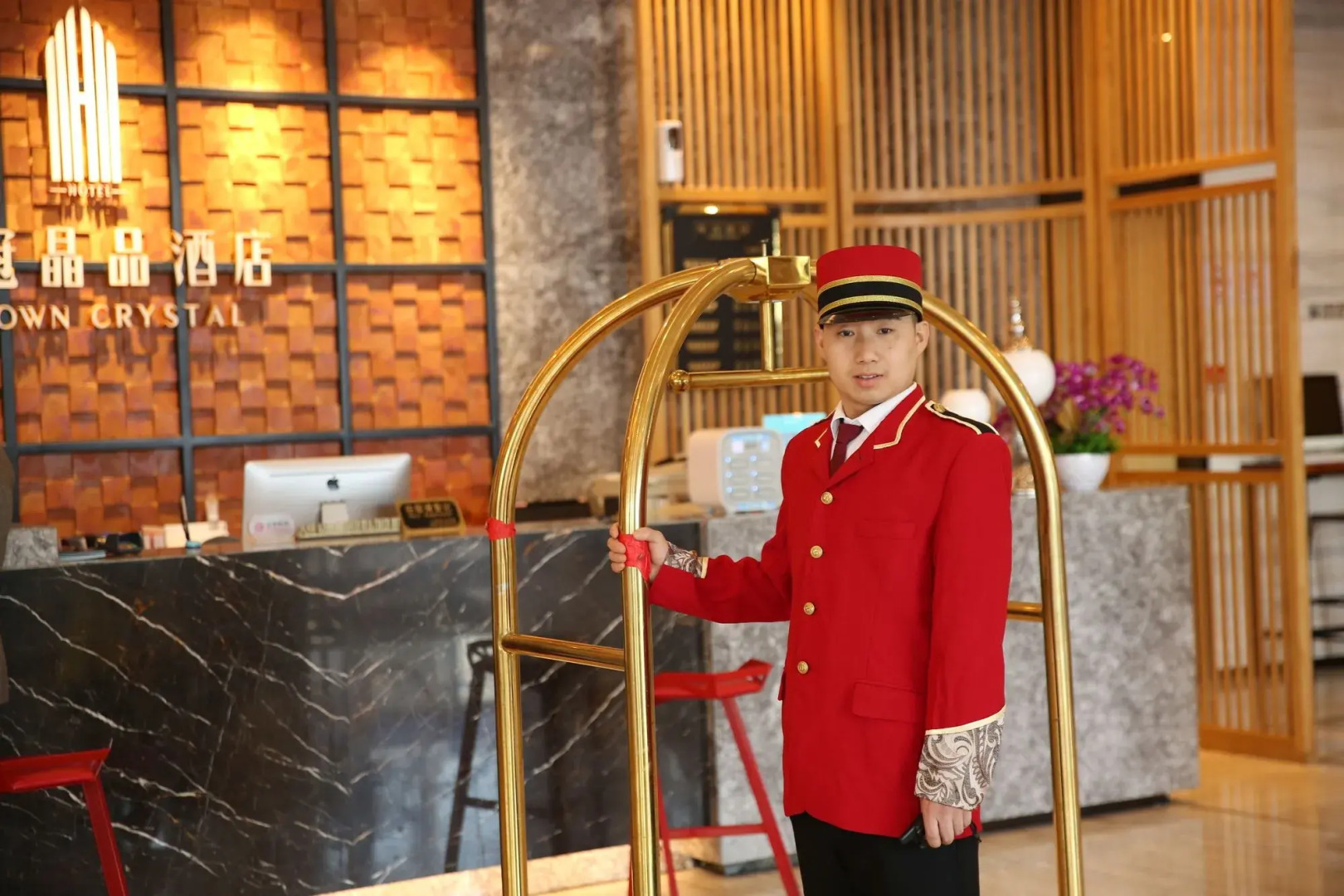 Shanghai Crown Crystal Hotel