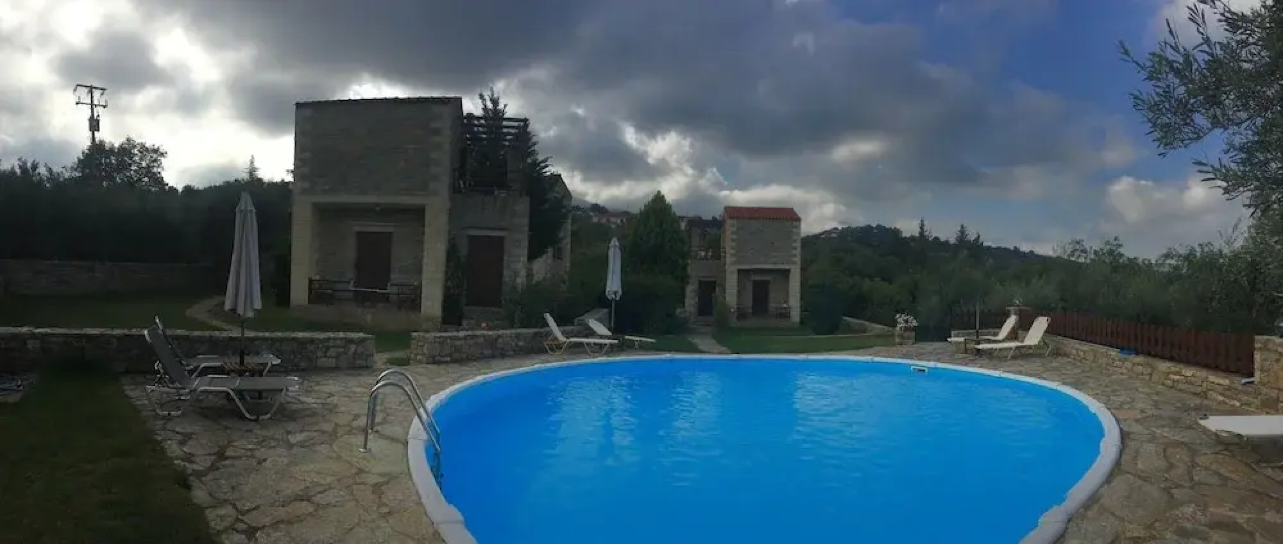 Stratos Villas