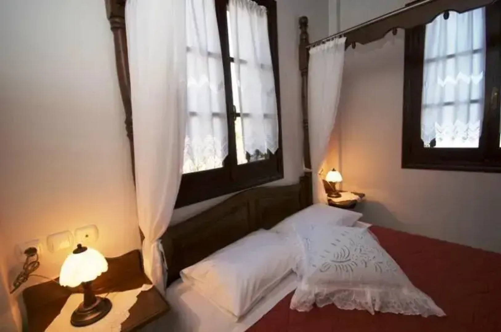 Villa Exohi Traditional House