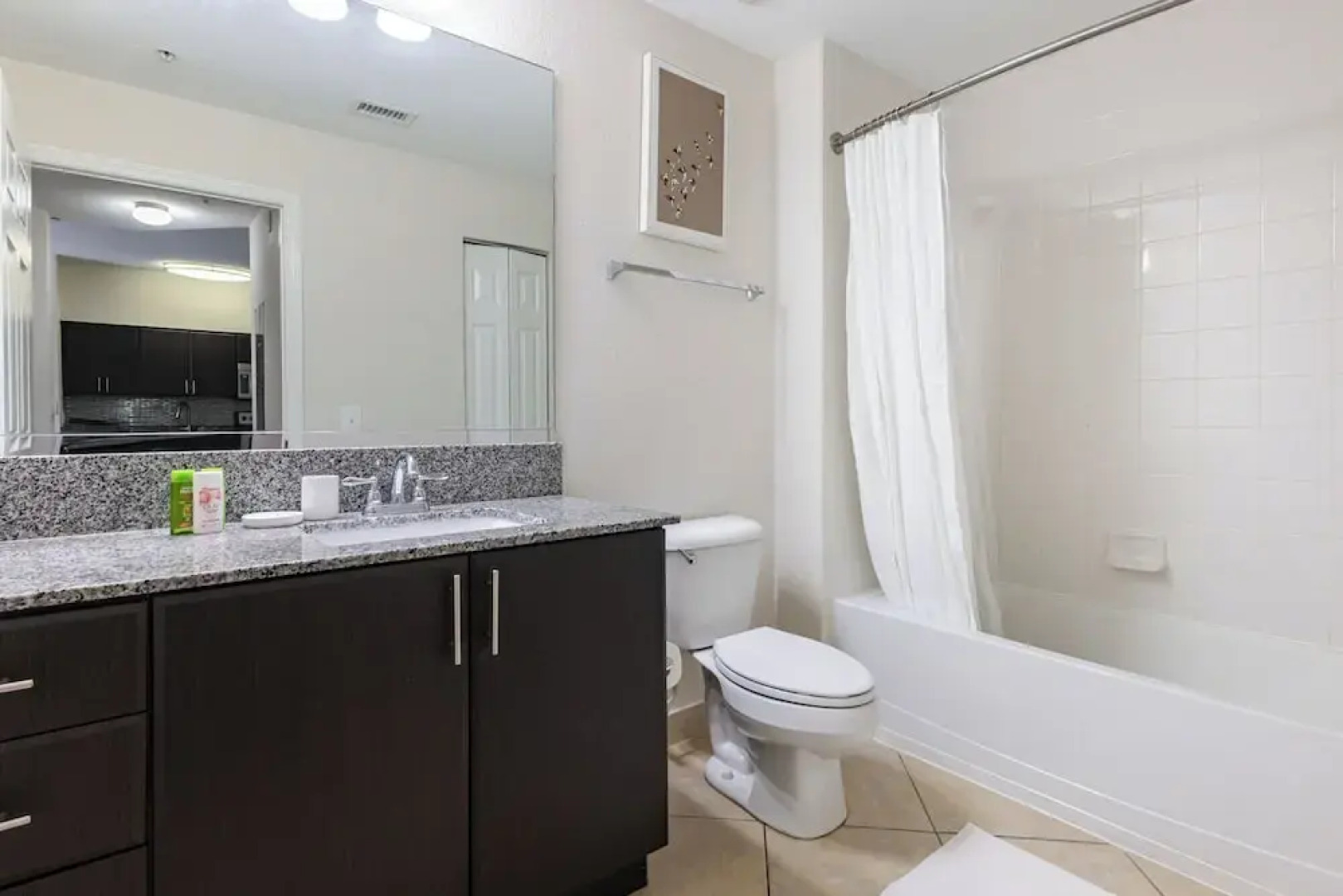 Miramar Apartments By Landing