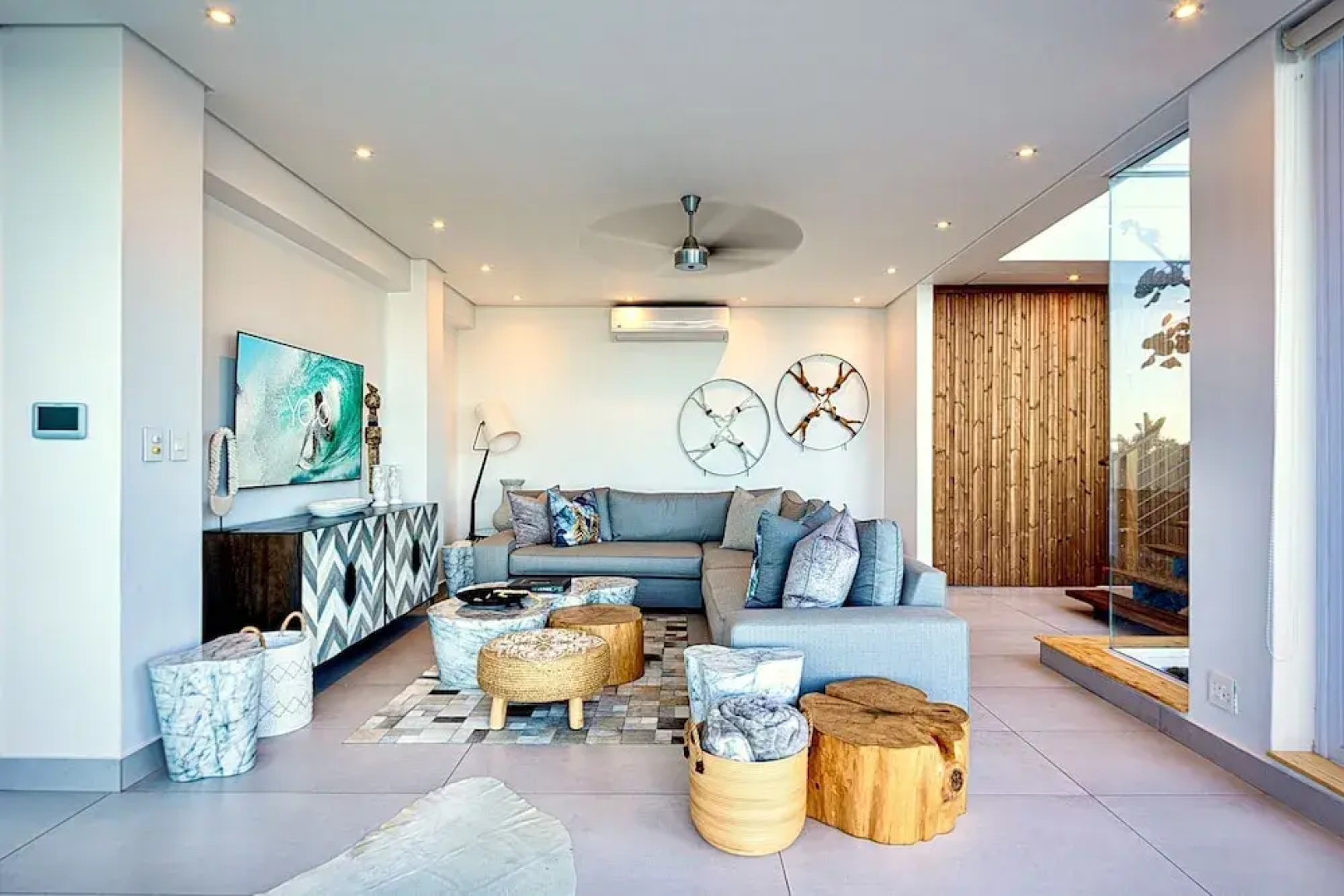 YOLO Spaces – The White House Boutique Villa