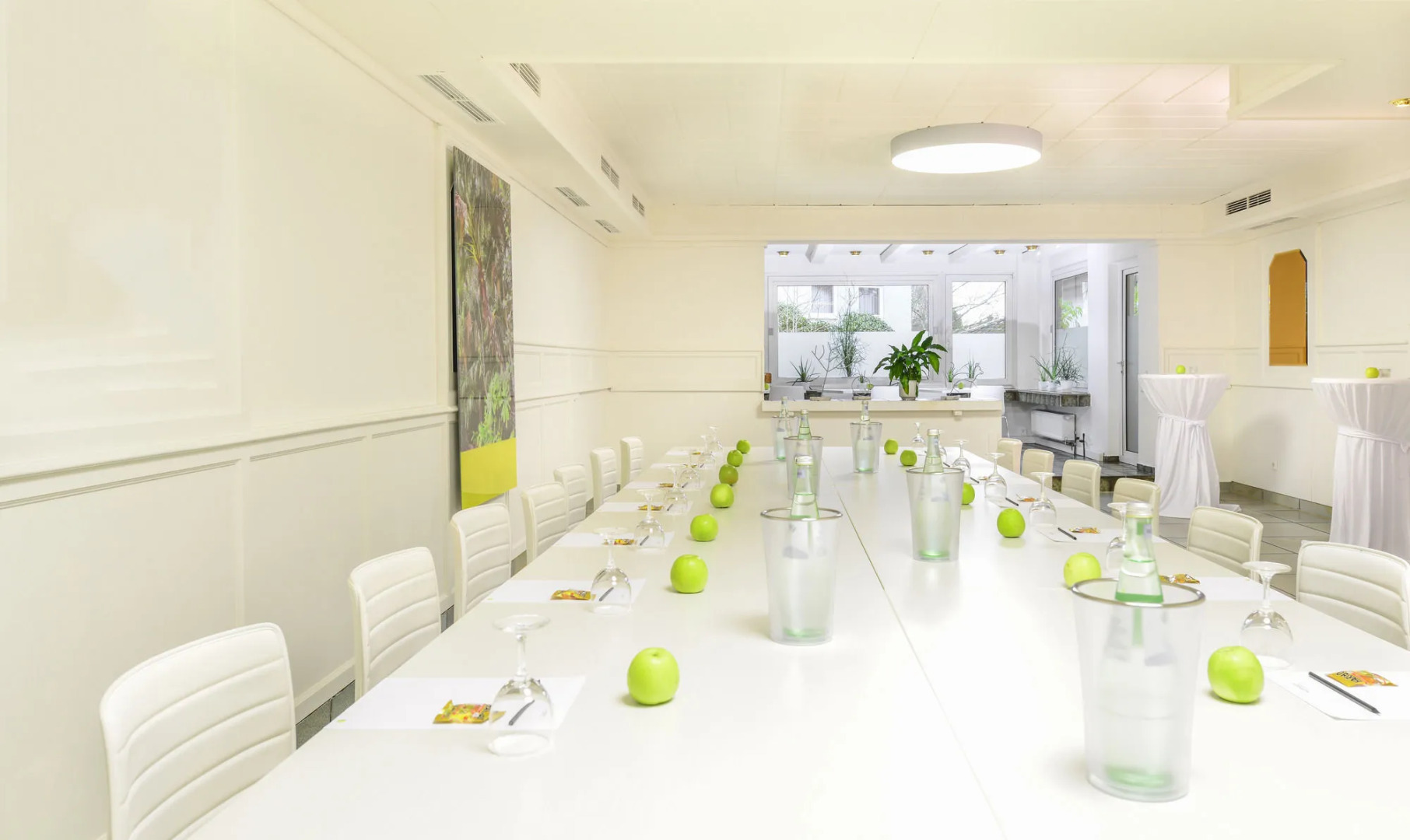 Airport Hotel by The New Yorker