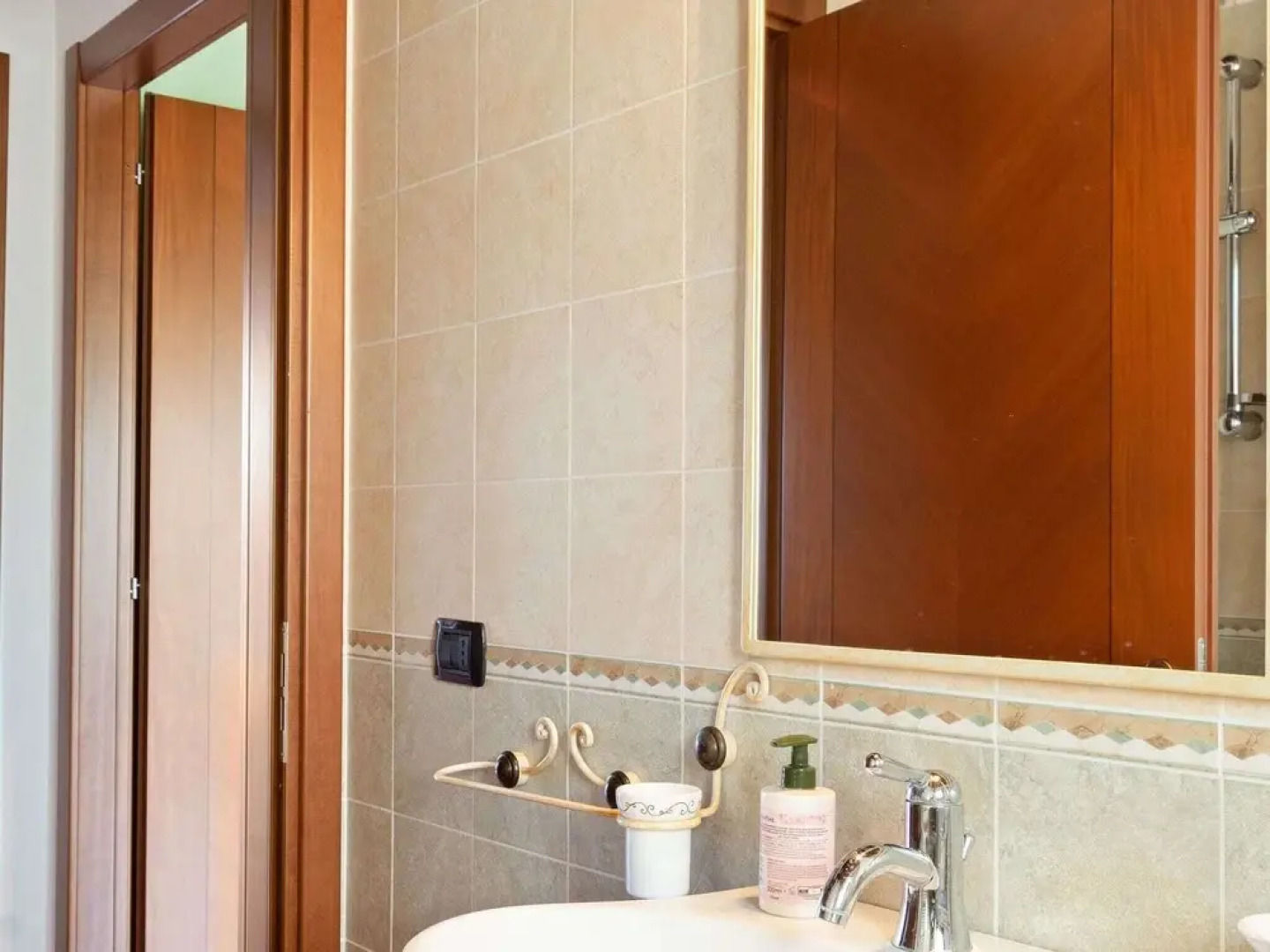 Lavish Holiday Home in Marsciano With Swimming Pool