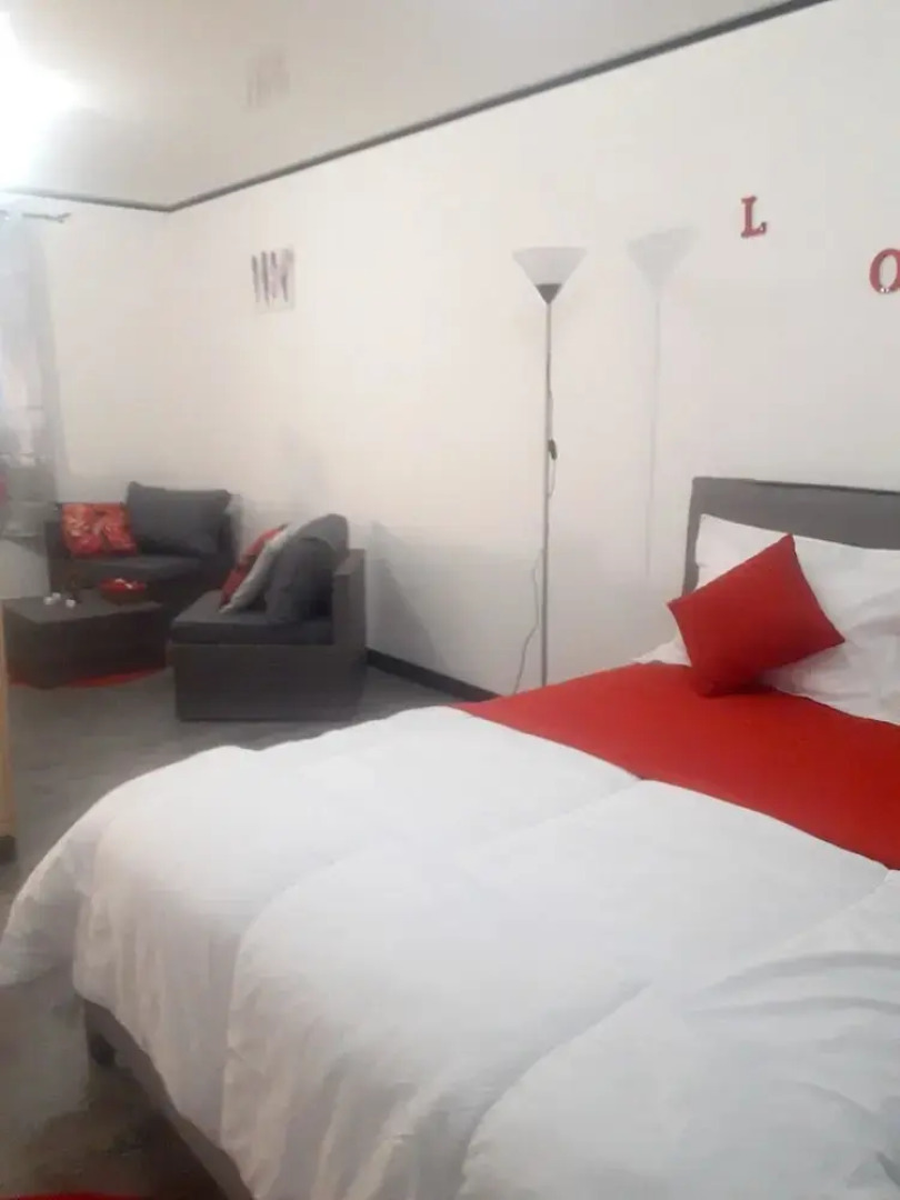 Apartment With one Bedroom in Saint-gilles les Bains, With Wonderful sea View, Balcony and Wifi- Near the Beach