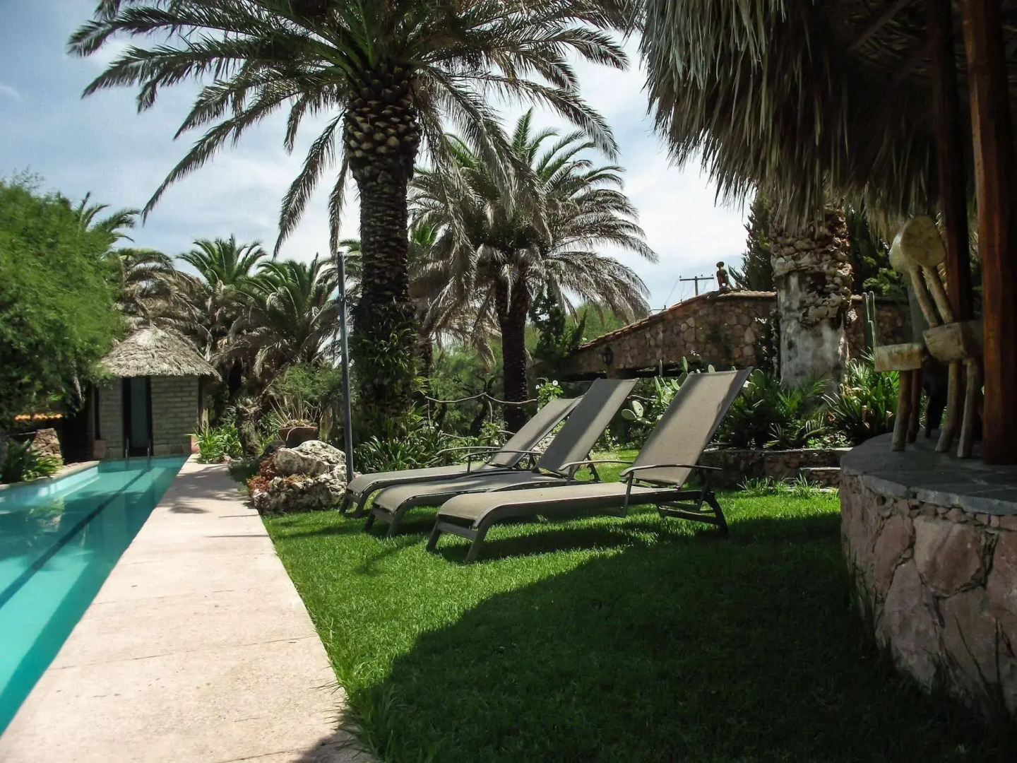 Nirvana Restaurant And Retreat