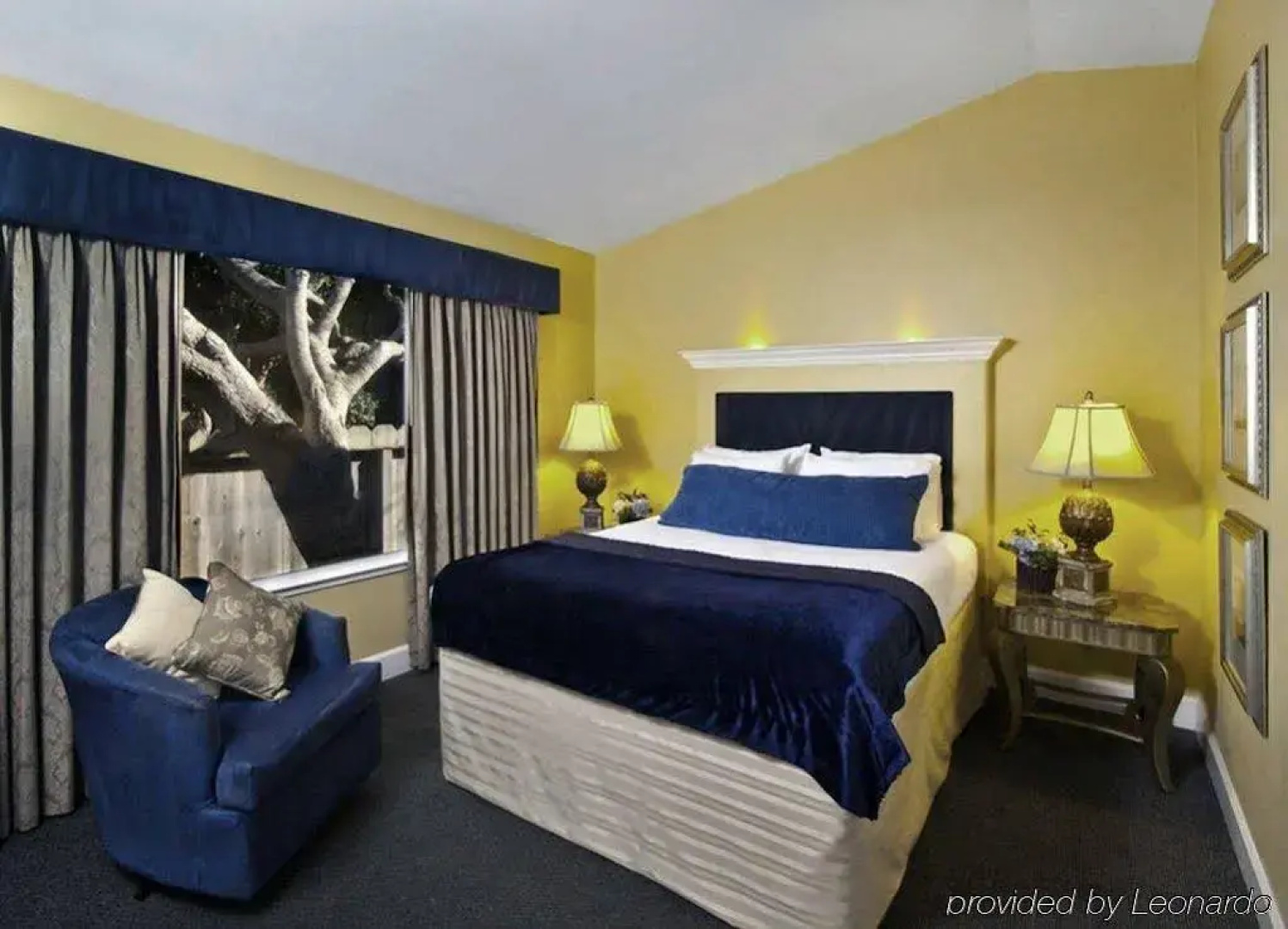 Sea Breeze Lodge