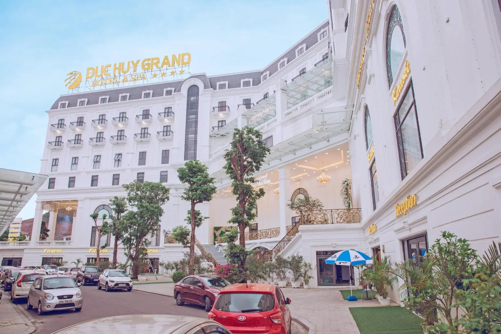 Duc Huy Grand Hotel & Spa