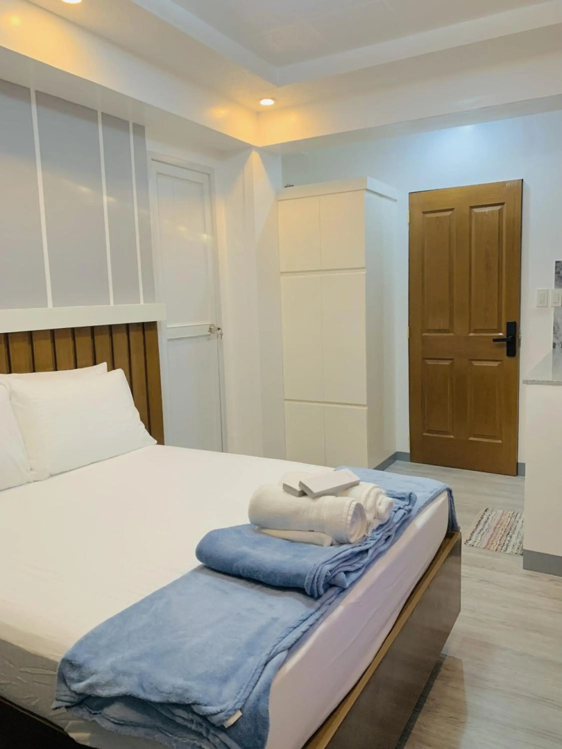 Cozy Unit at the heart of Balanga City