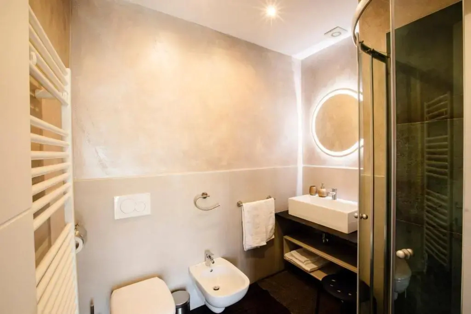 Bellevue - Rooms & Suites