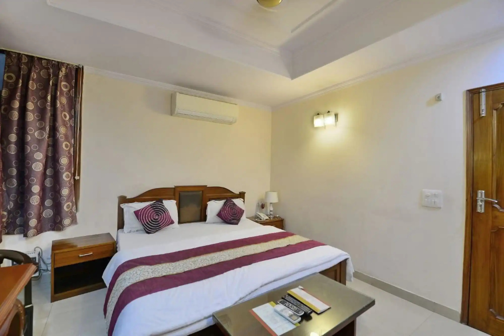 Kashish Residency & Banquet