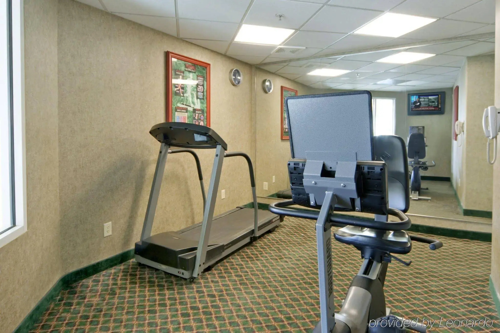 Comfort Inn & Suites University