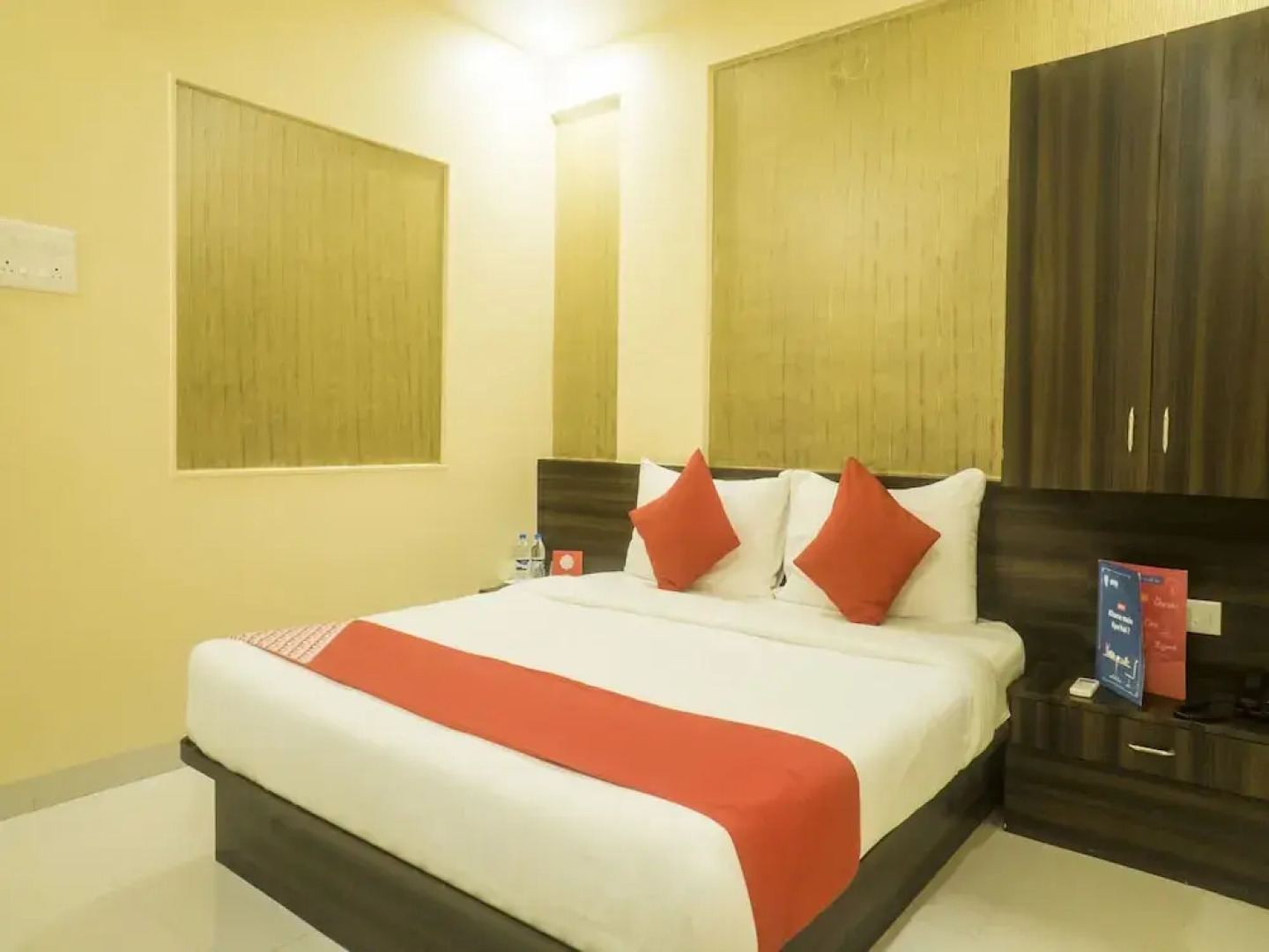 OYO 11597 Aditi Executive