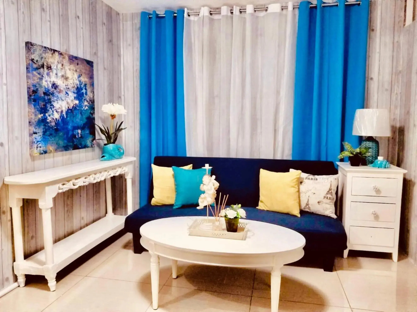 Super Cute Hampton Suites