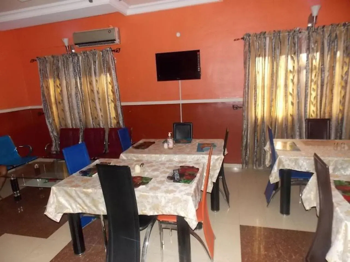 Ivory Place Hotel