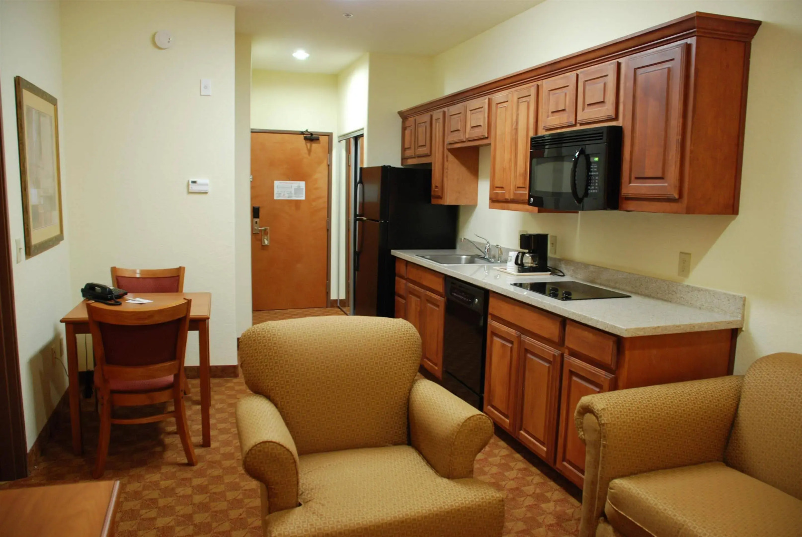 Best Western Plus San Antonio East Inn & Suites