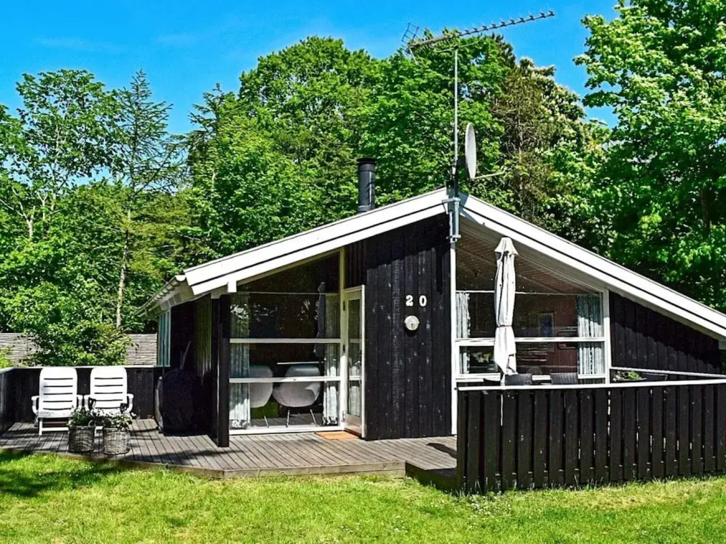 Serene Holiday Home in Dronningmolle With Sauna