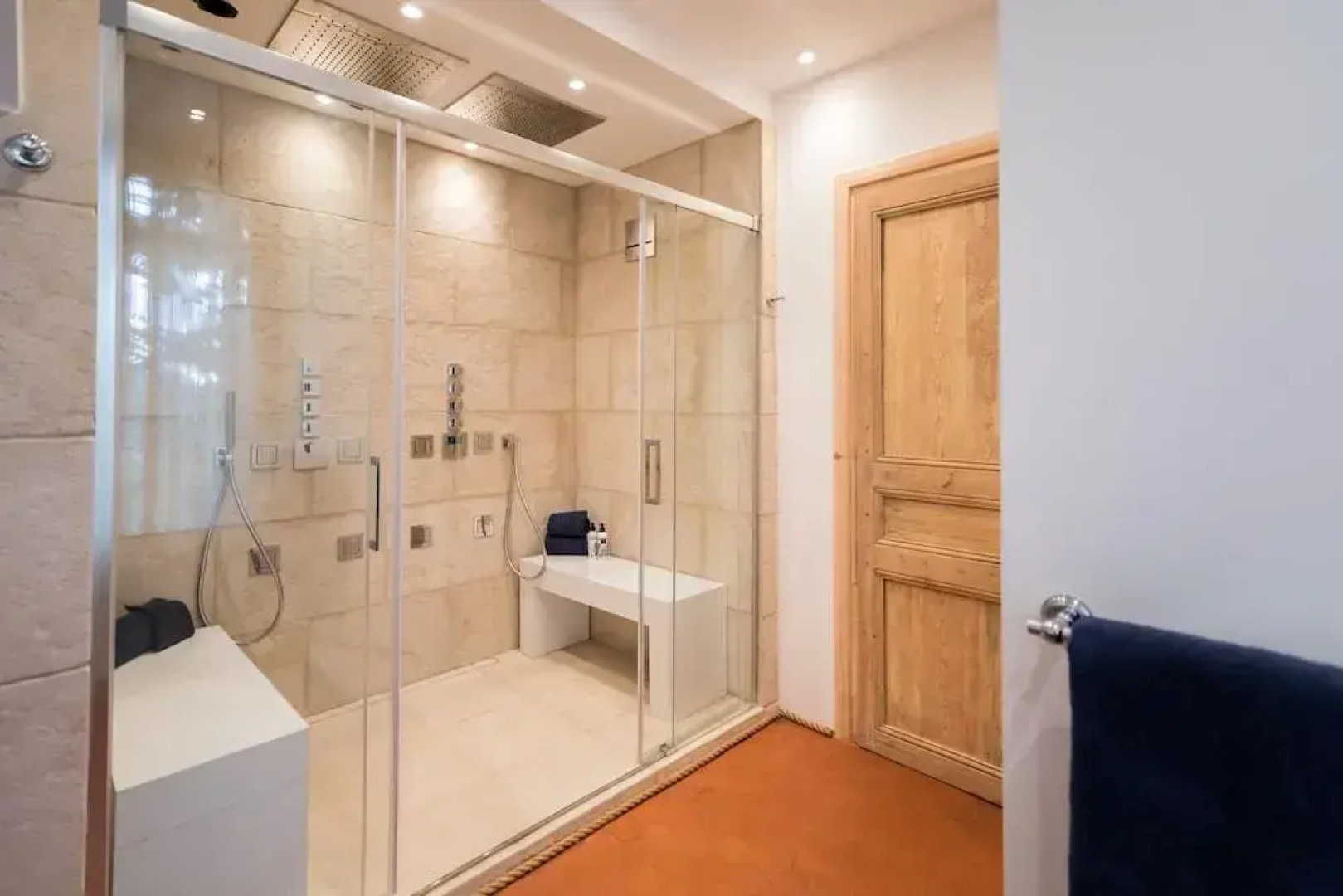 Domaine de la Cascade Parfumée