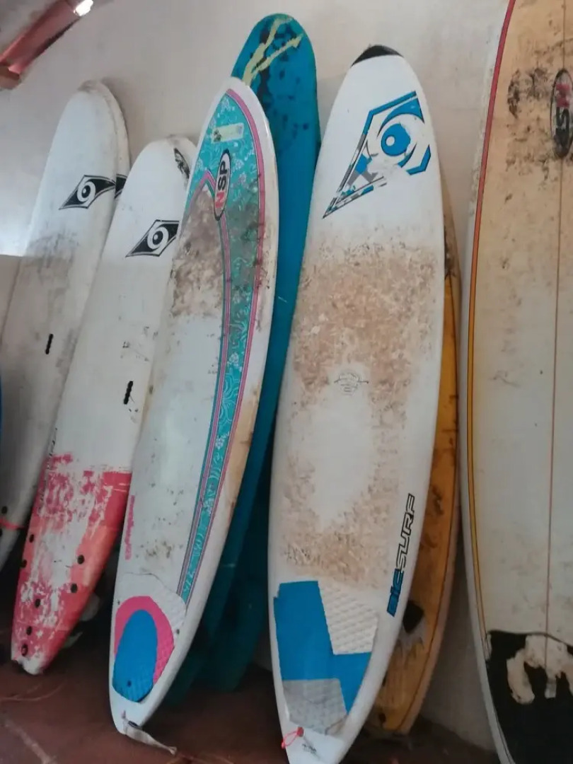 Tiki Lodge Bar & Restaurant - Hostel