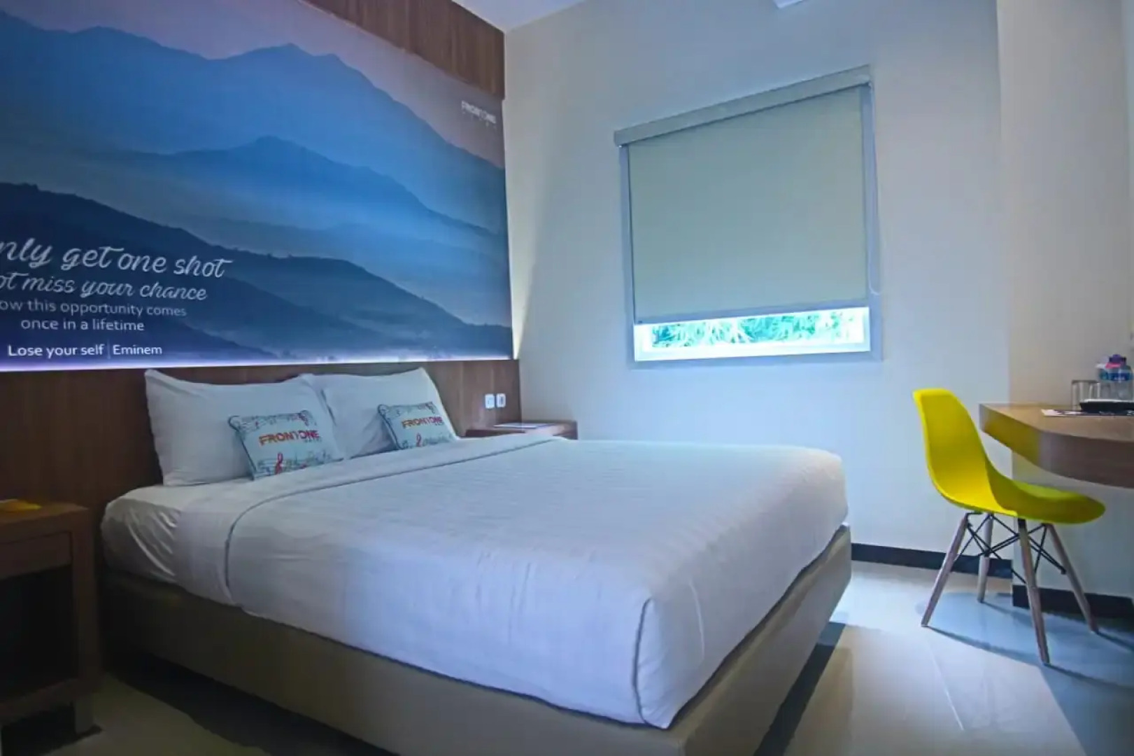 Front One Hotel Airport Solo