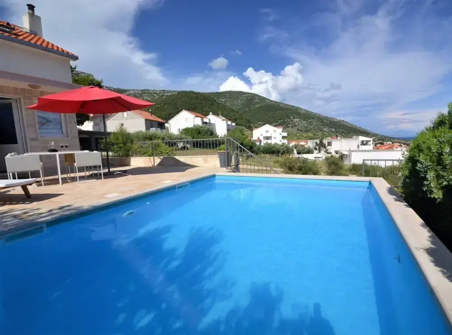 Marvelous Escape Bol Island Villa With Pool
