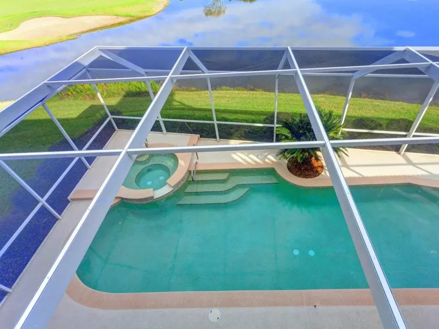 Bahama Mama 4 Br home by RedAwning